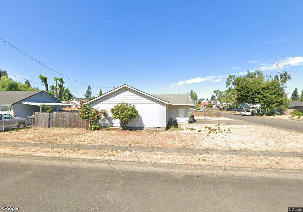 301 S 3rd St, Creswell, OR 97426 - photo 1