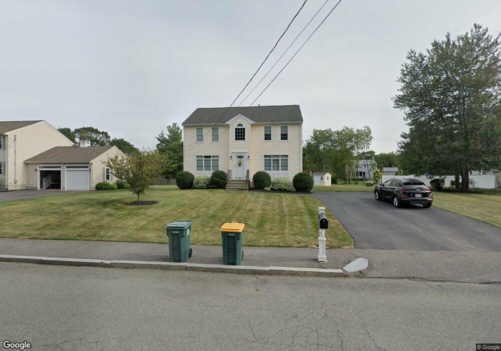 32 Crabtree Ln, Abington, MA 02351 - photo 1