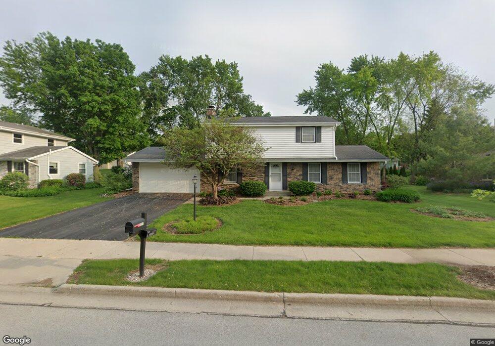 2021 Laura Ln, Waukesha, WI 53186 - photo 1