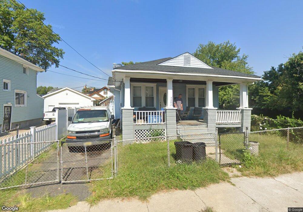 3301 Rowe St, Camden, NJ 08105 - photo 1
