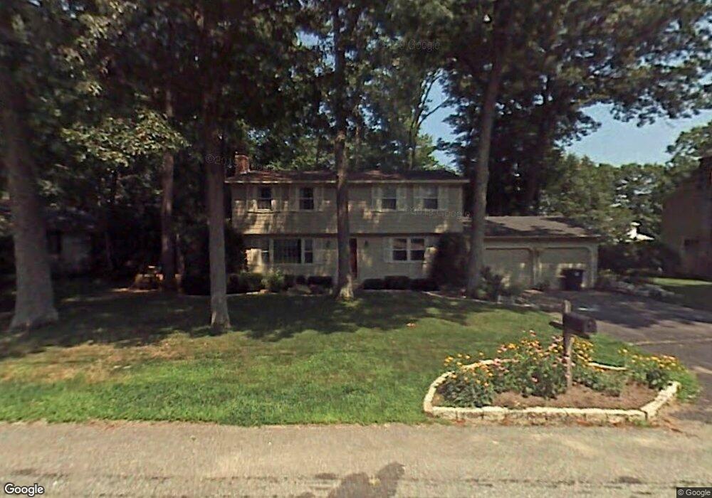 19 Biscayne Pkwy, Nashua, NH 03064 - photo 1