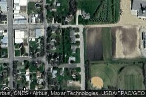 303 2nd St E, Danube, MN 56230