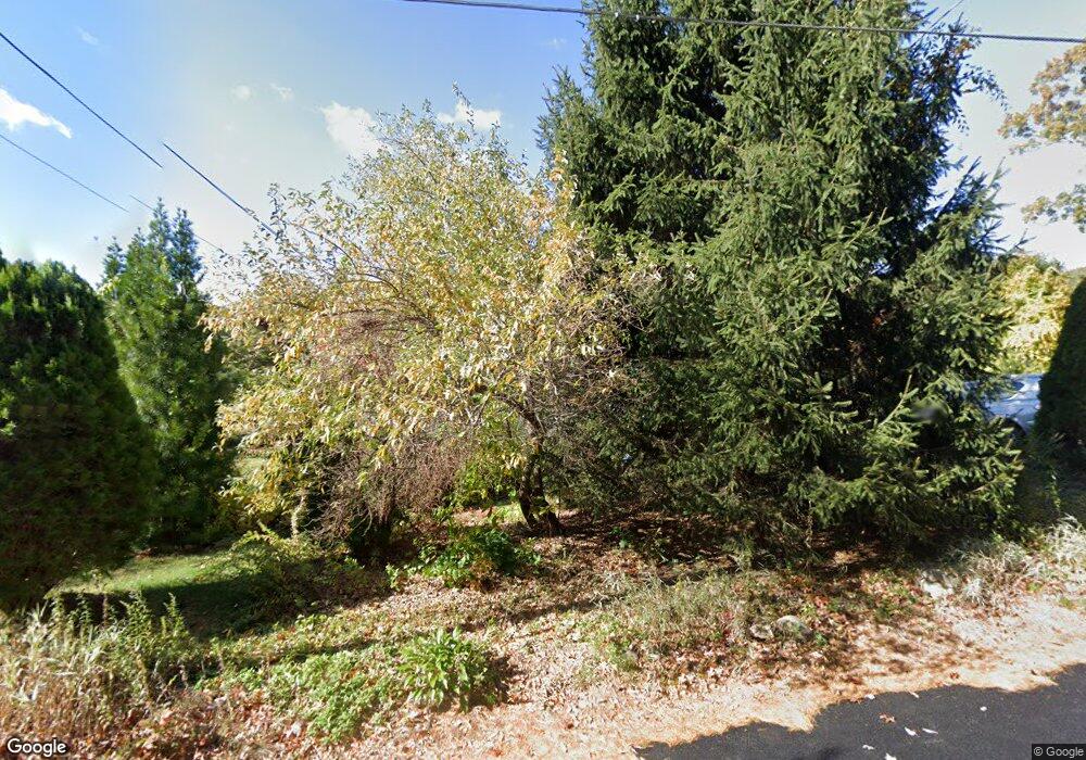 10 Old Chestnut St, Franklin, MA 02038 - photo 1