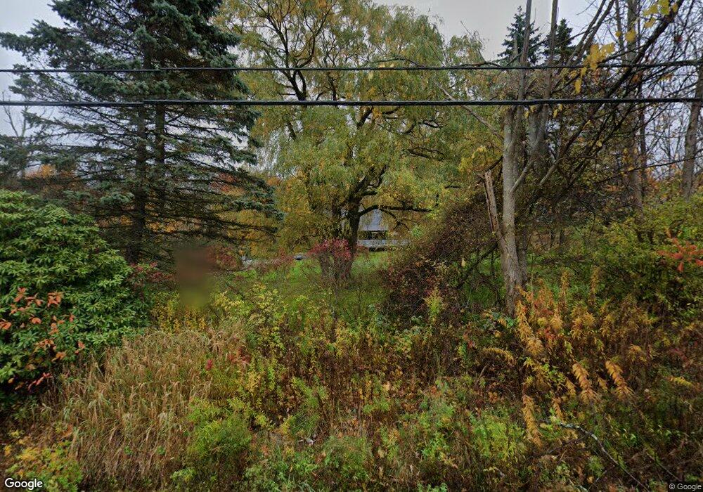 1605 Summit Lake Rd, Clarks Summit, PA 18411 - photo 1