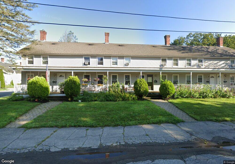 32 C St unit 32, Whitinsville, MA 01588 - photo 1