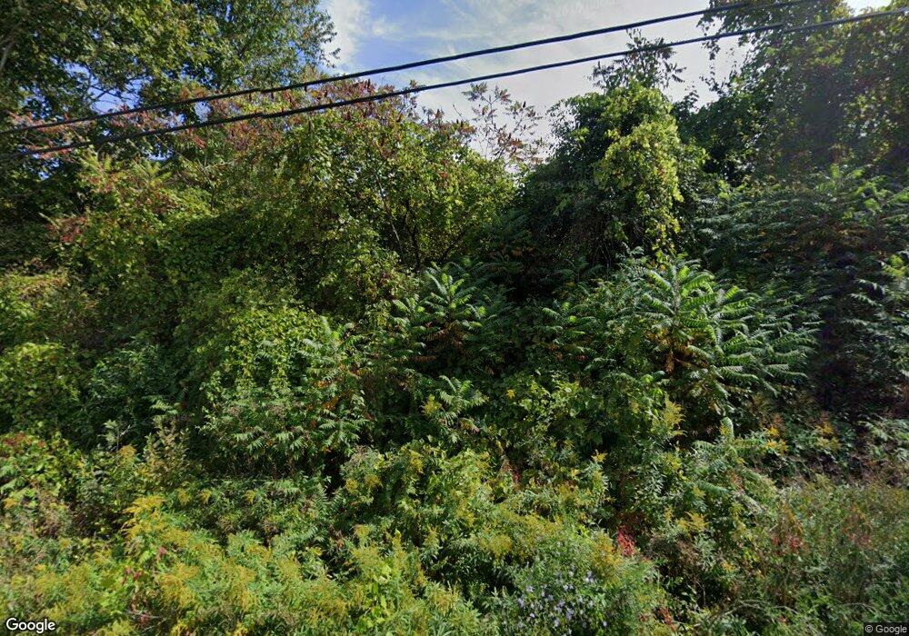 406 Ore Bed Rd, North Bennington, VT 05257 - photo 1