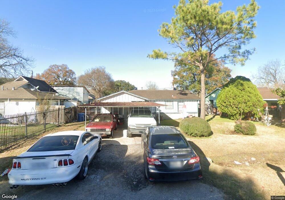 2231 Mooney Rd, Houston, TX 77093 - photo 1