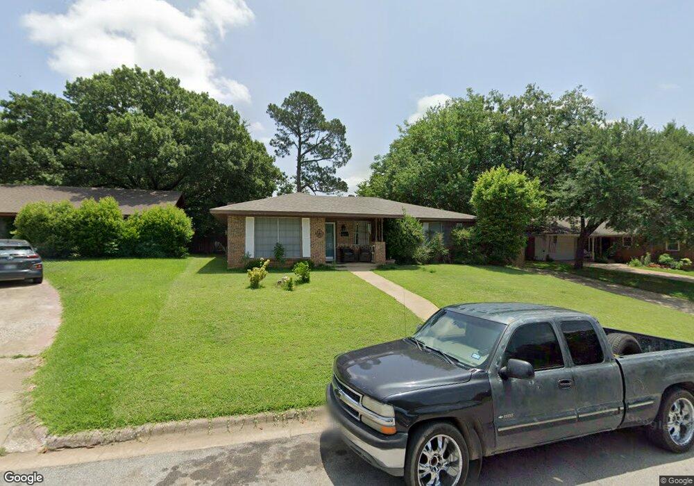 1020 S Derby St, Denison, TX 75020 - photo 1