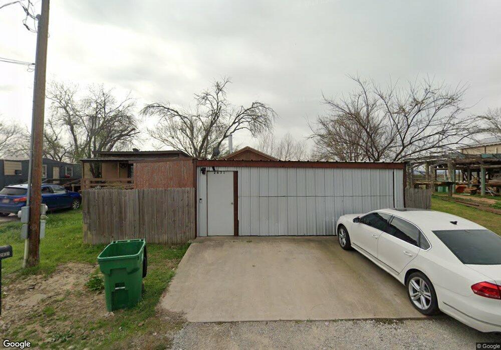 2631 Shoreline Ct, Weatherford, TX 76087 - photo 1