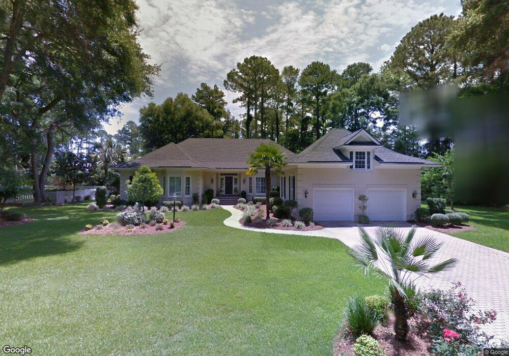 726 Bradley Point Rd, Savannah, GA 31410 - photo 1