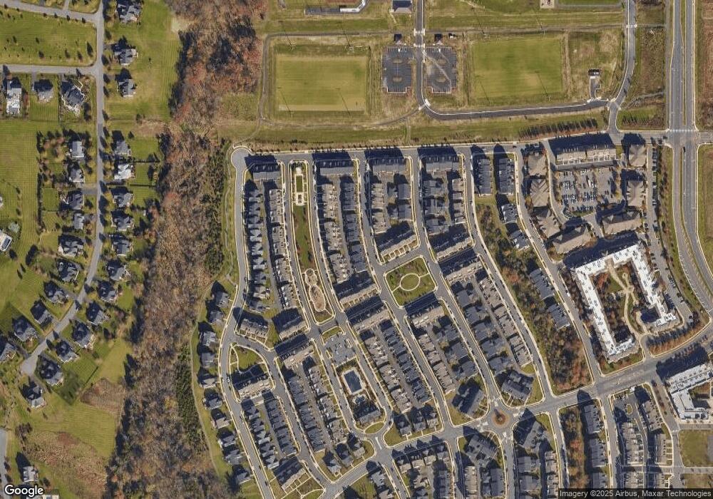 22485 Cambridgeport Square, Ashburn, VA 20148 - photo 1