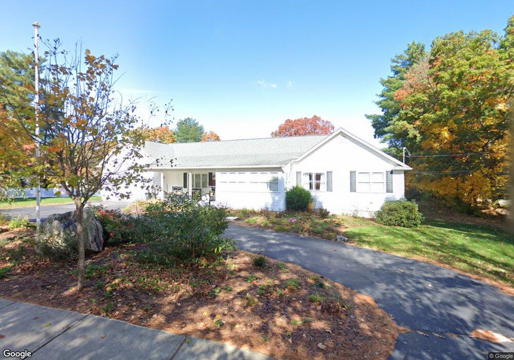 8 Brook St, Franklin, MA 02038 - photo 1
