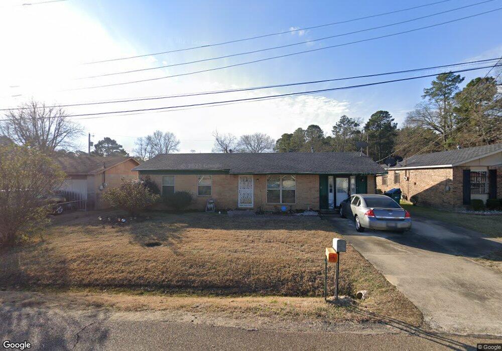 2411 Mamie Dr, Texarkana, TX 75501 - photo 1