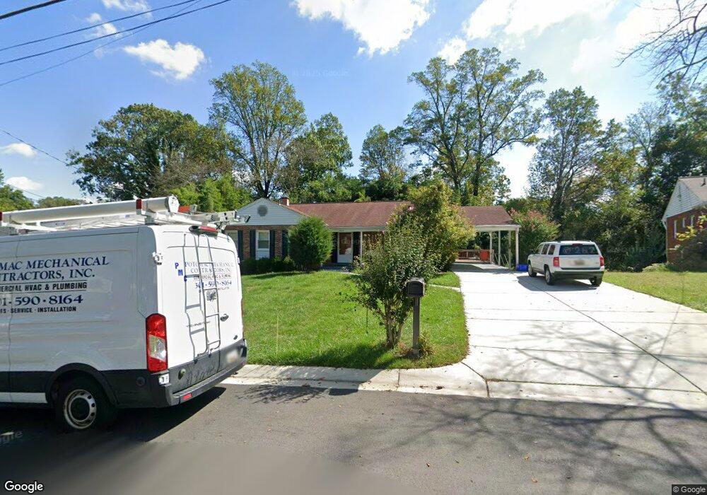 1818 Snowdrop Ln, Silver Spring, MD 20906 - photo 1