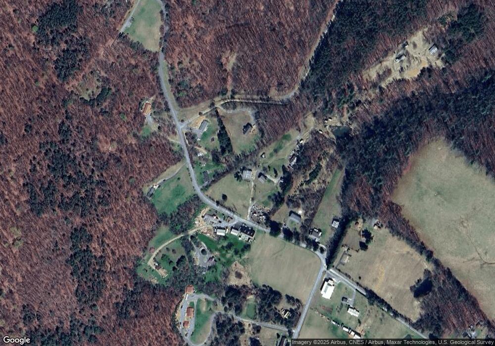 19 Daniel Logan Way, Berkeley Springs, WV 25411 - photo 1