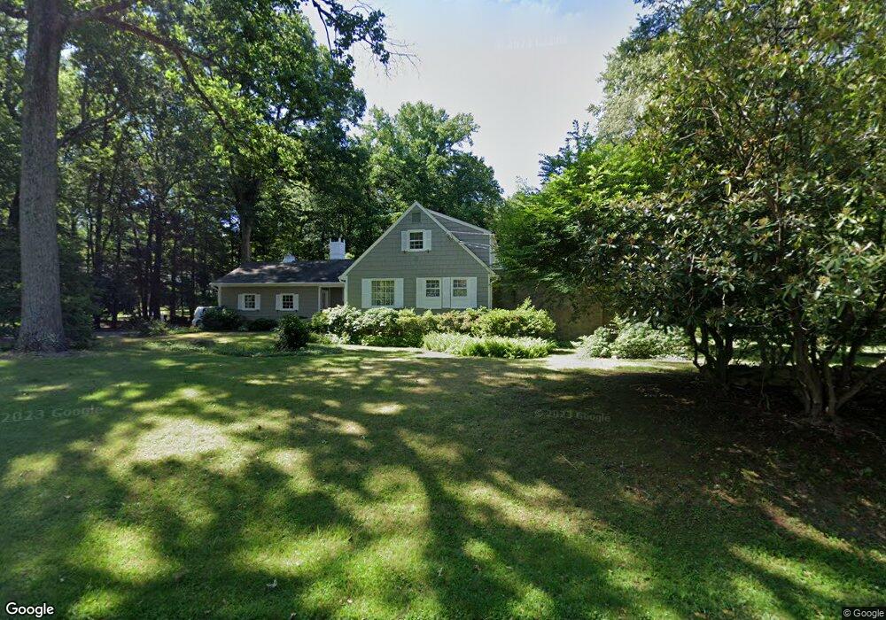 74 Fox Run Rd, New Canaan, CT 06840 - photo 1