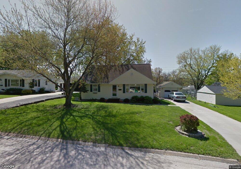 4015 Vine Ave SE, Cedar Rapids, IA 52403 - photo 1