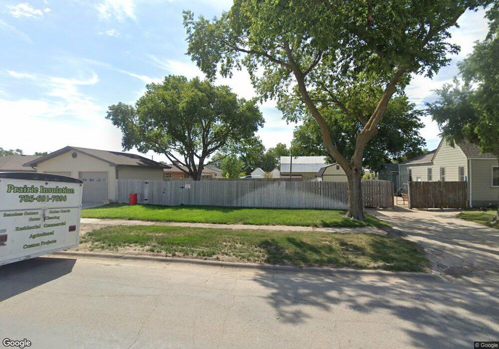 107 W Vermont St, Osborne, KS 67473 - photo 1