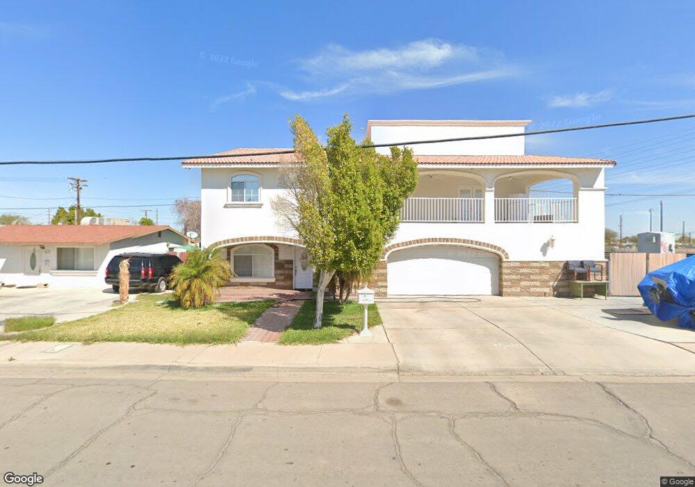 450 W Euclid Ave, El Centro, CA 92243 - photo 1