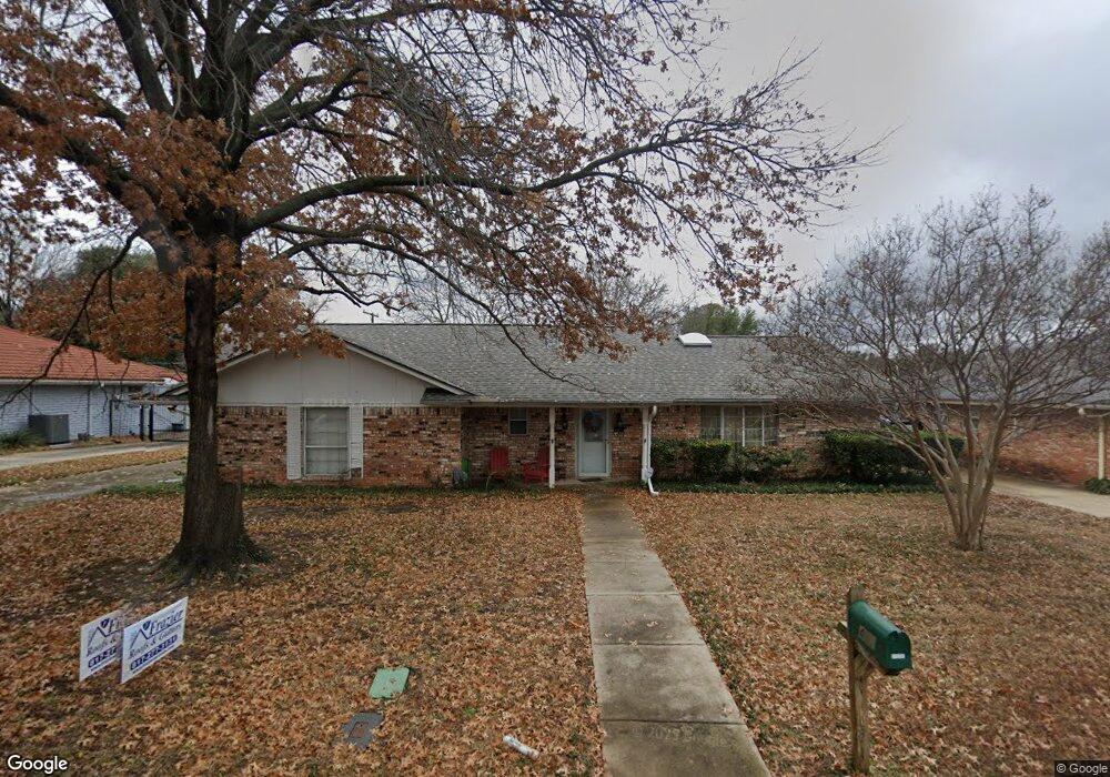 437 Circleview Dr S, Hurst, TX 76054 - photo 1