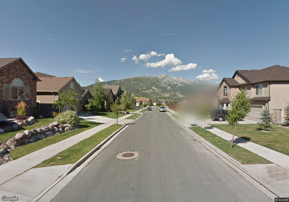 3142 E Eagle Crest Cir, Sandy, UT 84092 - photo 1