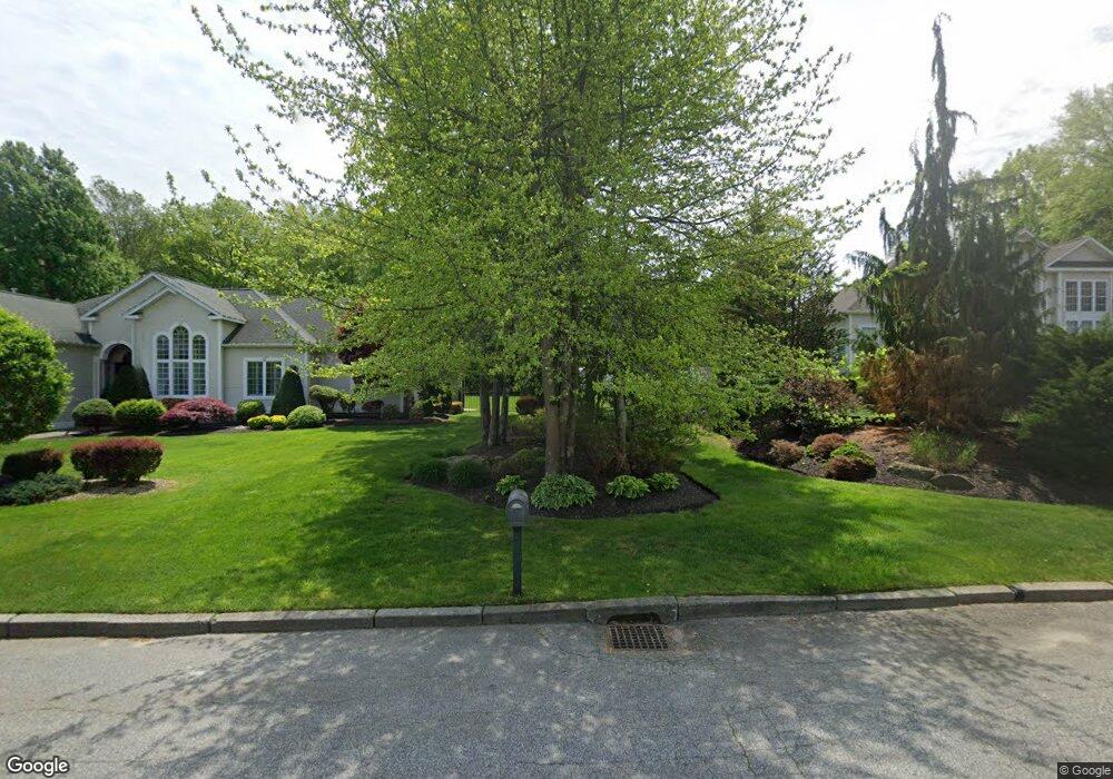 29 Hummingbird Ln, Cranston, RI 02921 - photo 1