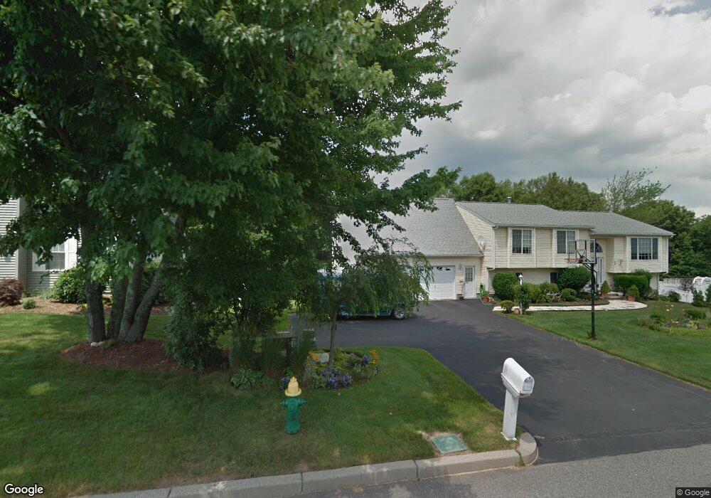 26 Hummingbird Ln, Cranston, RI 02921 - photo 1