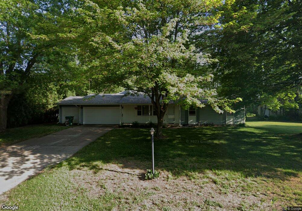 21639 Horseshoe Ct, Goshen, IN 46528 - photo 1