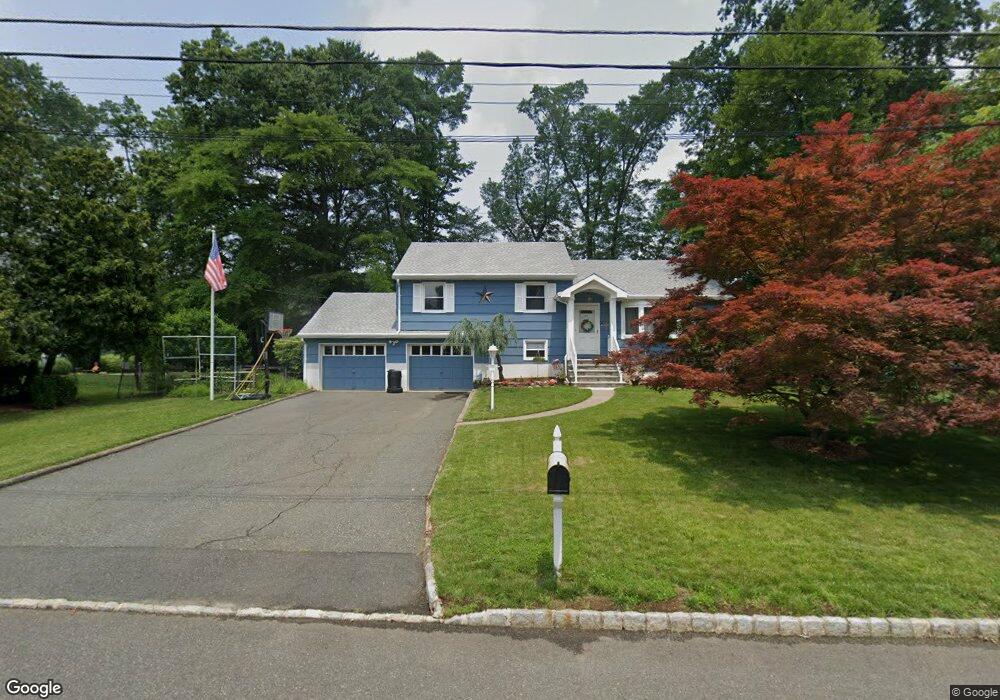 51 Cross Rd, Morris Plains, NJ 07950 - photo 1