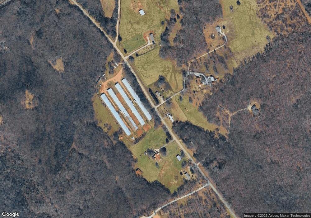 1899 Garrison Rd, Cornelia, GA 30531 - photo 1