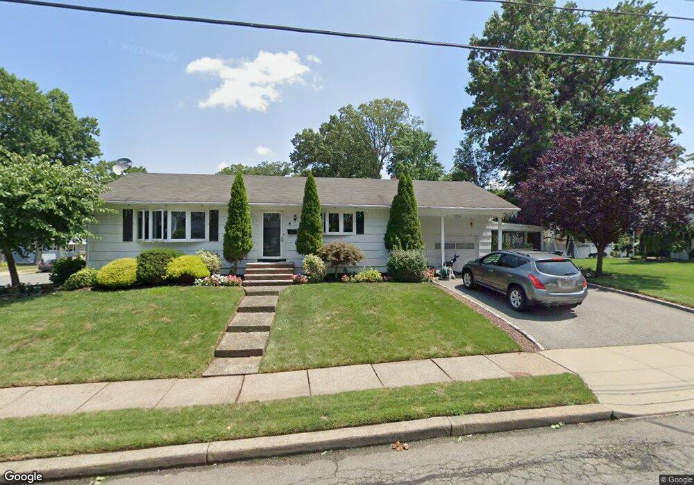 4 N Alice Ct, Colonia, NJ 07067 - photo 1