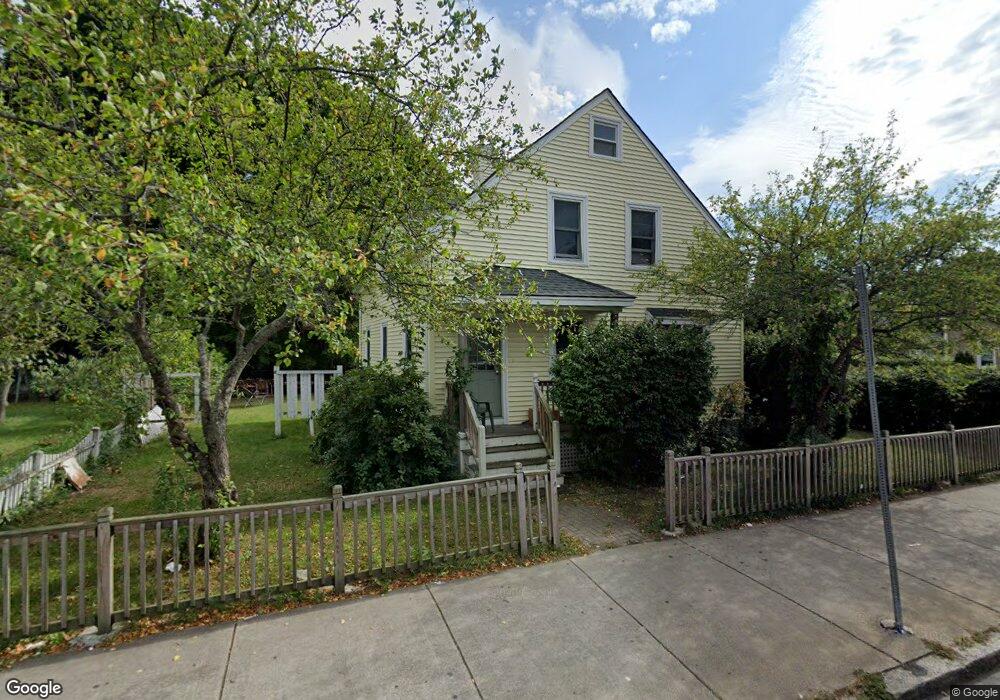 4 Pinkham St, Lynn, MA 01902 - photo 1