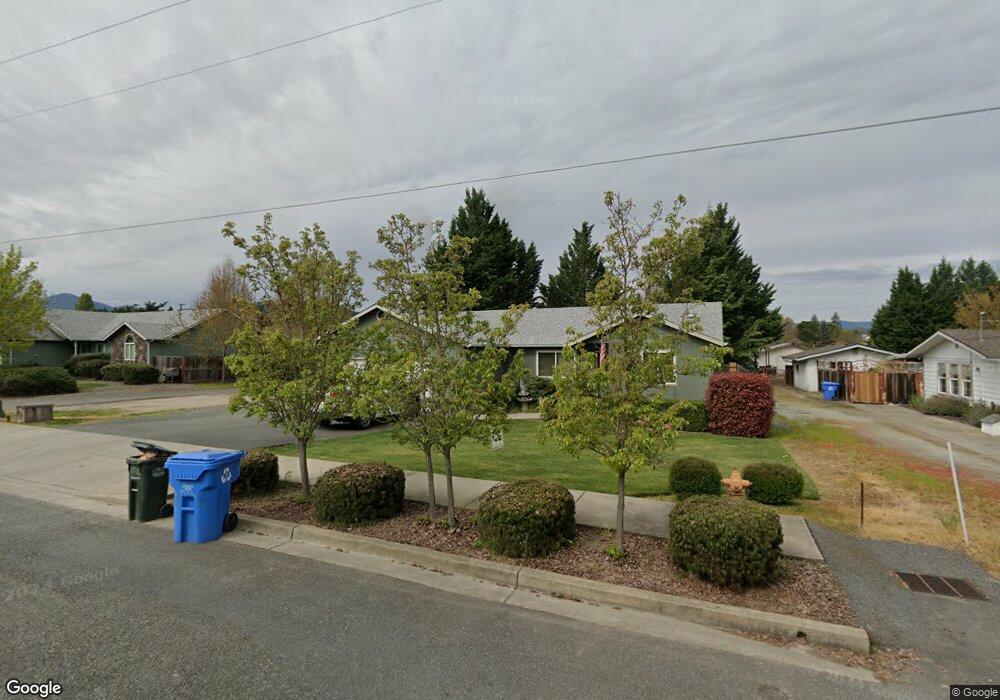 1972 Regina Way, Grants Pass, OR 97527 - photo 1