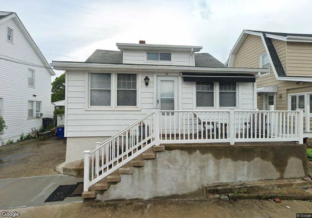 18 Jamaica Ct, East Haven, CT 06512 - photo 1