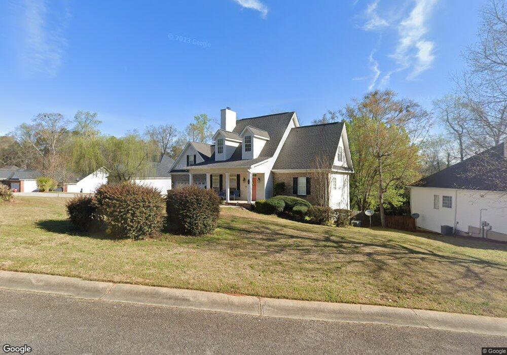 137 Sugarloaf Cir, Macon, GA 31204 - photo 1