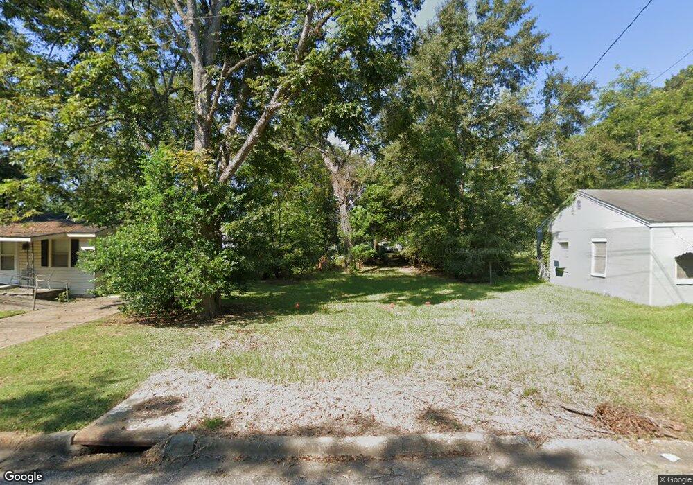 811 Monroe St, Dothan, AL 36303 - photo 1