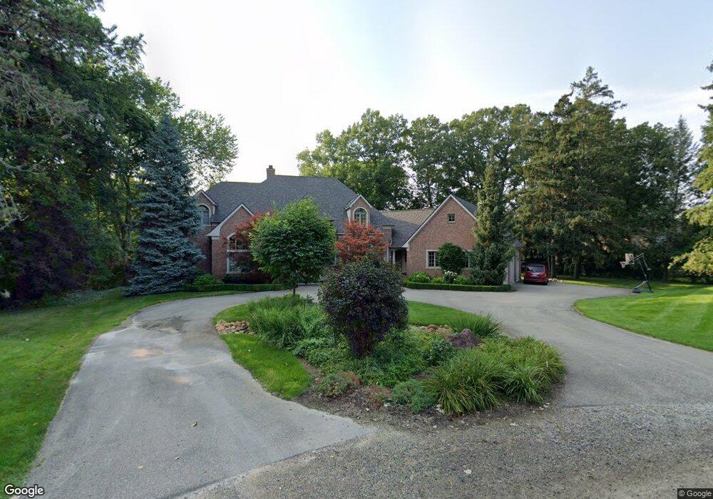 5345 Hickory Bend, Bloomfield Hills, MI 48304 - photo 1