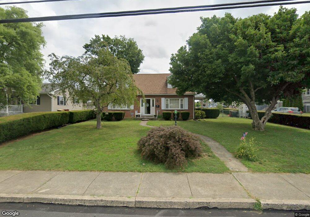 933 6th St, Whitehall, PA 18052 - photo 1