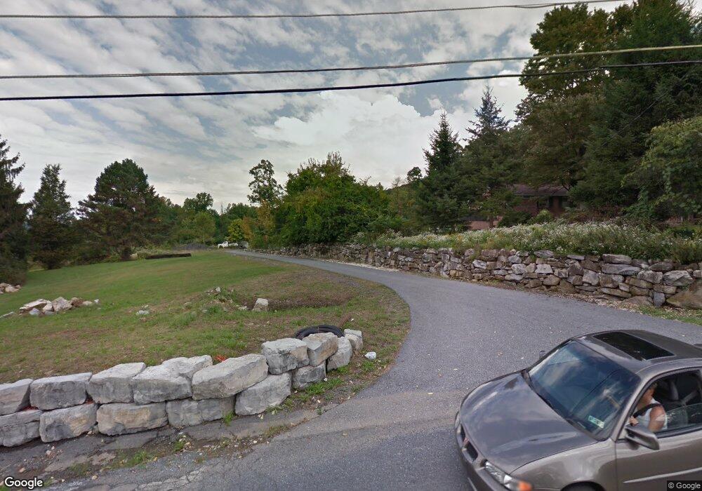 2703 Old Pricetown Rd, Temple, PA 19560 - photo 1