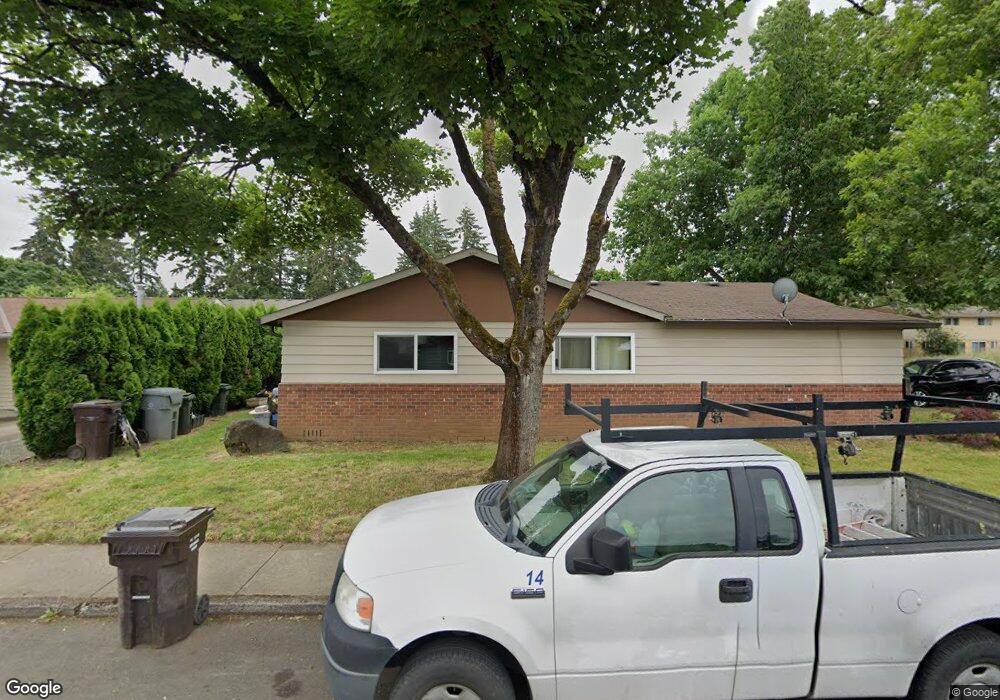 202 S Locust St, Canby, OR 97013 - photo 1