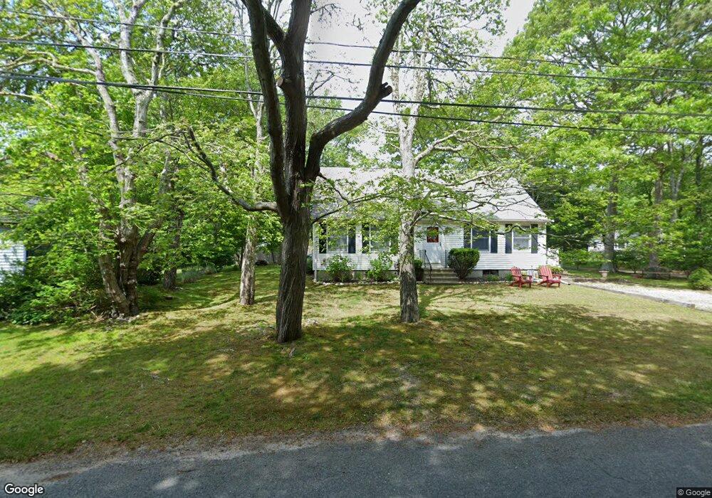 20 Seacrest Dr W, Wakefield, RI 02879 - photo 1