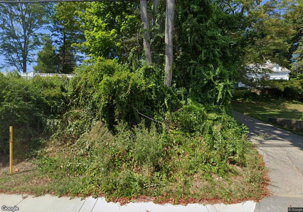 73 Pepperrell Rd, Kittery Point, ME 03905 - photo 1