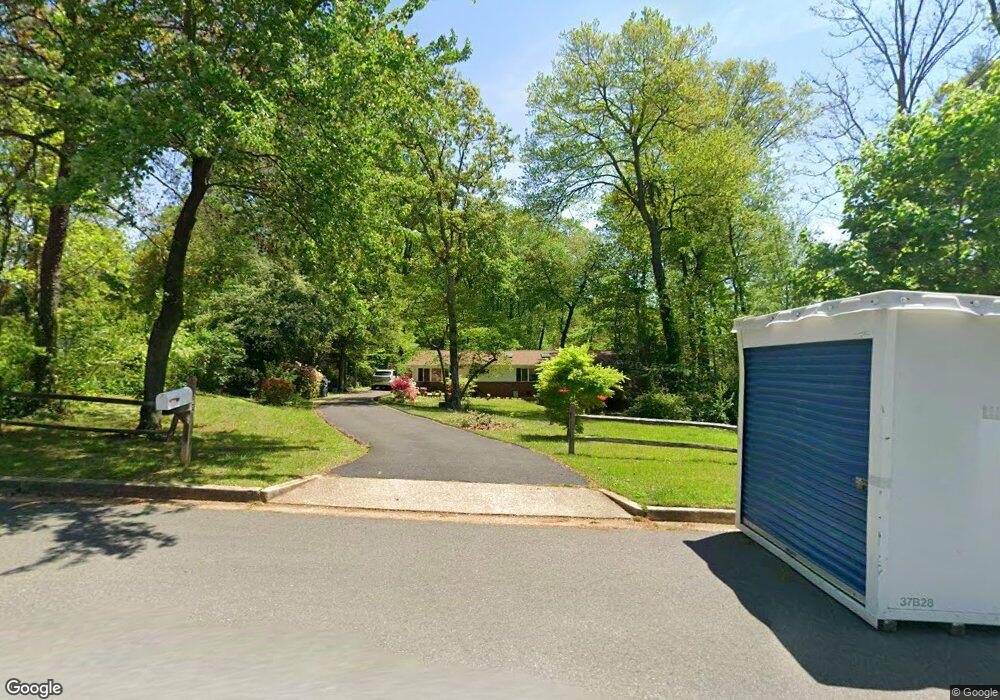 4125 Doveville Ln, Fairfax, VA 22032 - photo 1