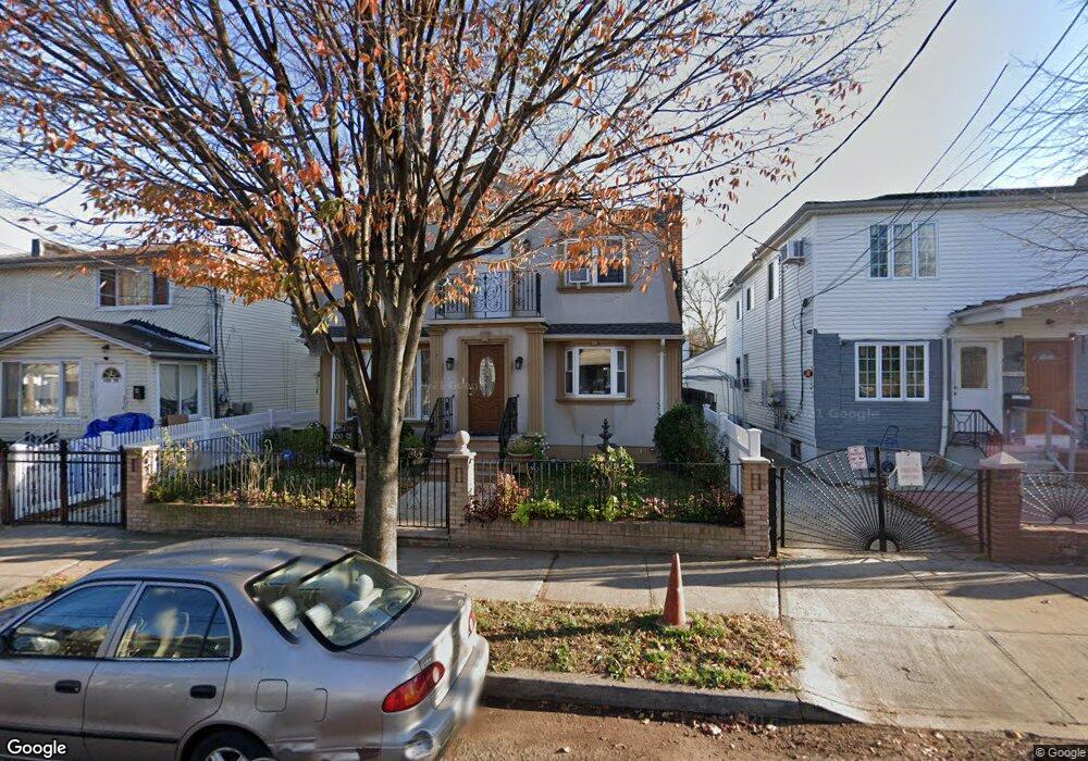 15072 116th Dr, Jamaica, NY 11434 - photo 1