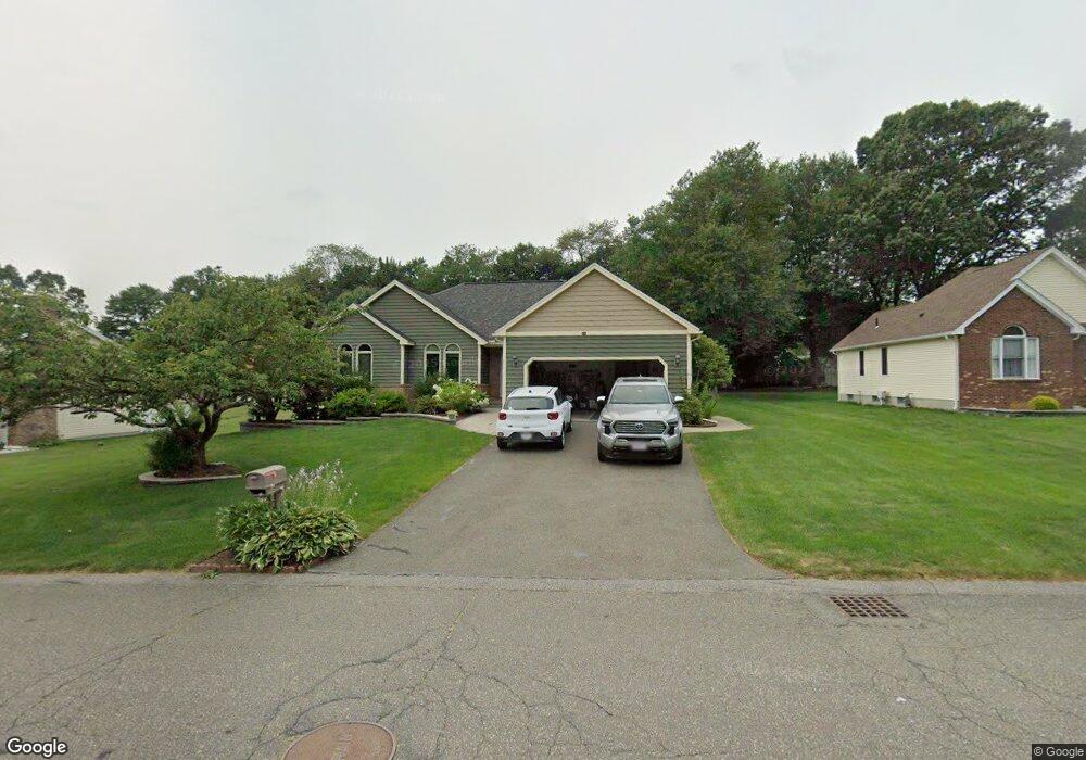 107 Overlook Dr, Ludlow, MA 01056 - photo 1