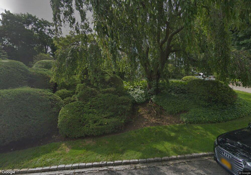 260 Beverly Rd, Scarsdale, NY 10583 - photo 1