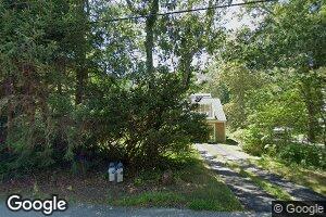 77 F r Lillie Rd, Woods Hole, MA 02543
