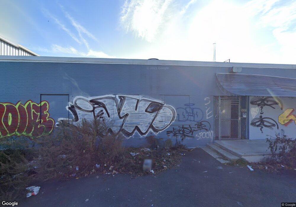 1625 Railroad Ave, Bridge Port, CT 06605 - photo 1