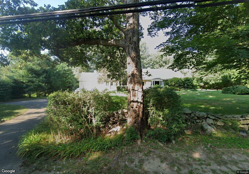 1301 Redding Rd, Fairfield, CT 06824 - photo 1