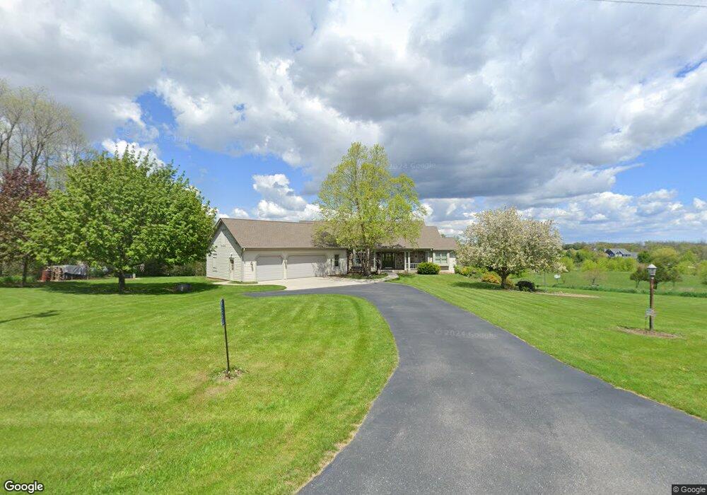 5594 Butternut Dr, Kewaskum, WI 53040 - photo 1